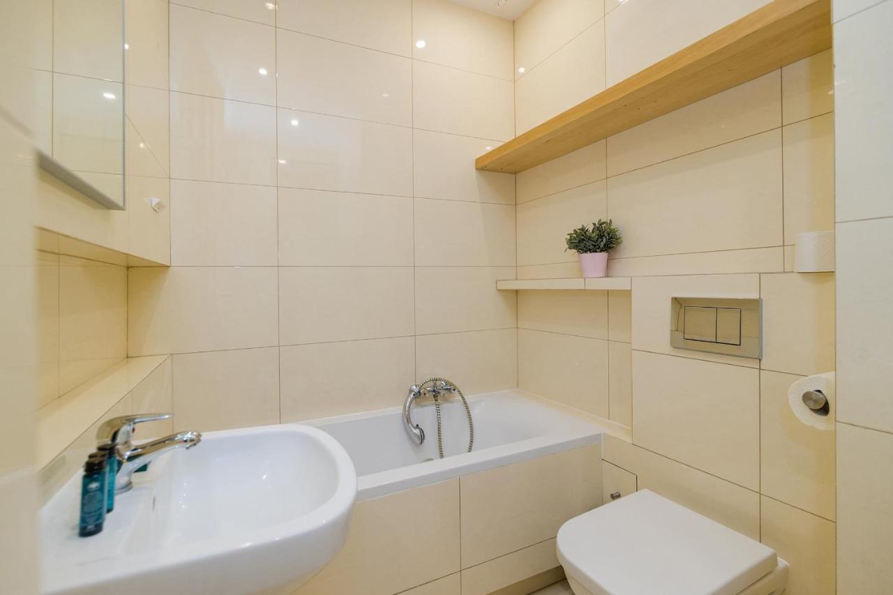 Shortstaypoland Plac Dabrowskiego B140 Warszawa Zewnętrze zdjęcie